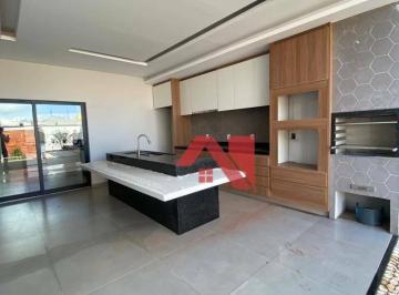 Casa · 196m² · 3 Quartos · 2 Vagas · Casa em , Estiva Gerbi/SP de 196m² 3 quartos à venda por R$ 950.000,00