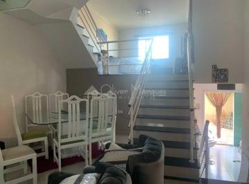 Casa · 215m² · 3 Quartos · 4 Vagas · Sobrado em Quitaúna, Osasco/SP de 215m² 3 quartos à venda por R$ 970.000,00