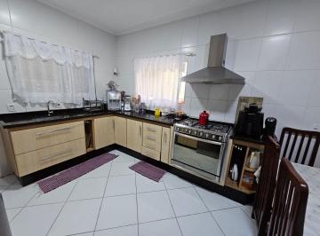 Casa · 123m² · 3 Quartos · 2 Vagas · Casa em Jardim Rio das Pedras, Cotia/SP de 123m² 3 quartos à venda por R$ 670.000,00