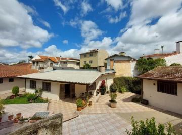 Casa · 320m² · 4 Quartos · 8 Vagas · Casa em Guaíra, Curitiba/PR de 320m² 4 quartos à venda por R$ 980.000,00
