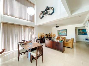 Casa · 292m² · 4 Quartos · 5 Vagas · Casa em Loteamento Villa Branca, Jacareí/SP de 292m² 4 quartos à venda por R$ 1.700.000,00