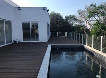 Casa · 420m² · 5 Quartos · 4 Vagas · Casa em Ferradura, Armação dos Búzios/RJ de 420m² 5 quartos à venda por R$ 2.250.000,00
