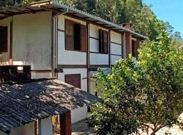 Casa · 327m² · 8 Quartos · 1 Vaga · Casa em Albuquerque, Teresópolis/RJ de 327m² 8 quartos à venda por R$ 665.000,00