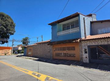 Casa · 375m² · 6 Quartos · 3 Vagas · Sobrado em Parque Santa Rosa, Suzano/SP de 375m² 6 quartos à venda por R$ 1.090.000,00 ou para locaç