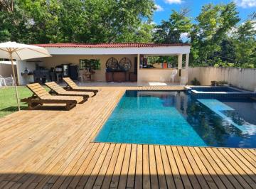 Casa · 375m² · 3 Quartos · 4 Vagas · Casa em Jardim Colibri, Cotia/SP de 375m² 3 quartos à venda por R$ 1.600.000,00