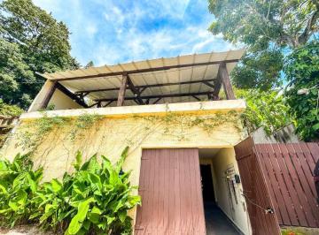 Casa · 450m² · 8 Quartos · 3 Vagas · Casa em Piratininga, Niterói/RJ de 450m² 8 quartos à venda por R$ 980.000,00