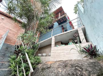 Casa · 490m² · 2 Quartos · 2 Vagas · Casa em Piratininga, Niterói/RJ de 490m² 2 quartos à venda por R$ 1.699.000,00