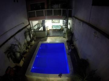 Casa · 322m² · 4 Quartos · 2 Vagas · Sobrado em Umuarama, Osasco/SP de 322m² 4 quartos à venda por R$ 1.099.000,00