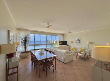Apartamento · 190m² · 3 Quartos · 2 Vagas · Apartamento em Centro, Guarujá/SP de 190m² 3 quartos à venda por R$ 1.790.000,00