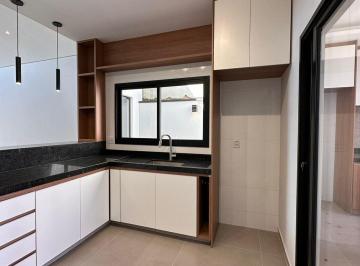 Casa · 196m² · 3 Quartos · 4 Vagas · Casa em , Estiva Gerbi/SP de 196m² 3 quartos à venda por R$ 1.000.000,00