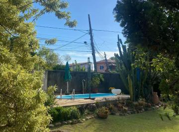Casa · 218m² · 3 Quartos · 2 Vagas · Casa em Centro, Niterói/RJ de 218m² 3 quartos à venda por R$ 900.000,00