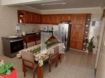 Casa · 165m² · 2 Quartos · 5 Vagas · Sobrado em Jardim Maria de Fátima, Várzea Paulista/SP de 165m² 2 quartos à venda por R$ 690.000,00