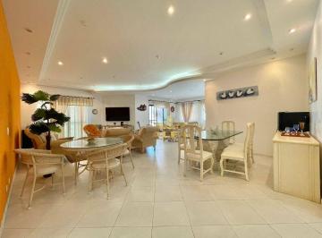 Apartamento · 242m² · 4 Quartos · 3 Vagas · Apartamento em Barra Funda, Guarujá/SP de 242m² 4 quartos à venda por R$ 1.700.000,00