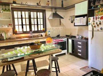 Casa · 262m² · 4 Quartos · 1 Vaga · Casa em Baldeador, Niterói/RJ de 262m² 4 quartos à venda por R$ 675.000,00