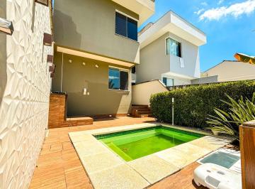 Casa · 247m² · 3 Quartos · 2 Vagas · Casa em Pendotiba, Niterói/RJ de 247m² 3 quartos à venda por R$ 940.000,00