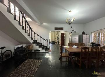 Casa · 250m² · 3 Quartos · 4 Vagas · Sobrado em Jardim Luiza, Jacareí/SP de 0m² 3 quartos à venda por R$ 860.000,00