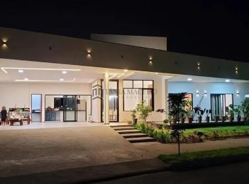 Casa · 316m² · 4 Quartos · 2 Vagas · Casa em , Paudalho/PE de 316m² 4 quartos à venda por R$ 1.600.000,00