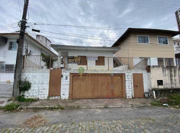 Casa · 185m² · 4 Quartos · 2 Vagas · Casa em Agronômica, Florianópolis/SC de 185m² 4 quartos à venda por R$ 950.000,00
