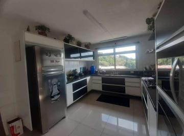 Casa · 200m² · 3 Quartos · 3 Vagas · Sobrado em Granja Viana, Cotia/SP de 200m² 3 quartos à venda por R$ 920.000,00