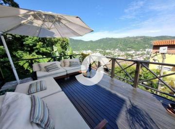 Casa · 262m² · 5 Quartos · 3 Vagas · Casa em São Francisco, Niterói/RJ de 262m² 5 quartos à venda por R$ 2.170.000,00