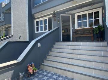 Casa · 201m² · 4 Quartos · 1 Vaga · Casa em Camboinhas, Niterói/RJ de 201m² 4 quartos à venda por R$ 1.500.000,00