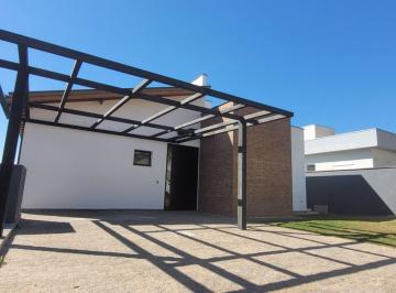 Casa · 253m² · 3 Quartos · 4 Vagas · Casa em Estação, São Roque/SP de 253m² 3 quartos à venda por R$ 1.650.000,00