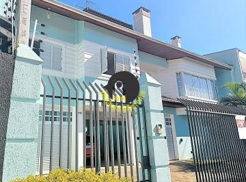 Casa · 303m² · 3 Quartos · 4 Vagas · Sobrado em Água Verde, Curitiba/PR de 303m² 3 quartos à venda por R$ 1.600.000,00