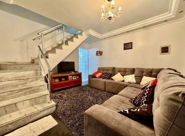 Casa · 258m² · 3 Quartos · 6 Vagas · Sobrado em Jardim dos Ipês, Suzano/SP de 258m² 3 quartos à venda por R$ 1.200.000,00