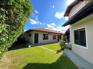 Casa · 238m² · 3 Quartos · 2 Vagas · Casa em Itacorubi, Florianópolis/SC de 238m² 3 quartos à venda por R$ 1.980.000,00