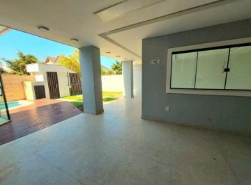 Casa · 380m² · 5 Quartos · 2 Vagas · Casa em Barra da Tijuca, Rio de Janeiro/RJ de 380m² 5 quartos à venda por R$ 2.200.000,00
