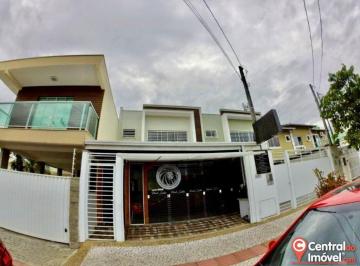 Casa · 130m² · 3 Quartos · Casa em Centro, Balneário Camboriú/SC de 130m² 3 quartos à venda por R$ 1.950.000,00