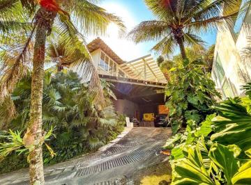 Casa · 452m² · 5 Quartos · 4 Vagas · Casa em Pendotiba, Niterói/RJ de 452m² 5 quartos à venda por R$ 1.850.000,00