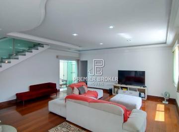 Casa · 250m² · 6 Quartos · 3 Vagas · Casa em Tijuca, Teresópolis/RJ de 250m² 6 quartos à venda por R$ 2.000.000,00