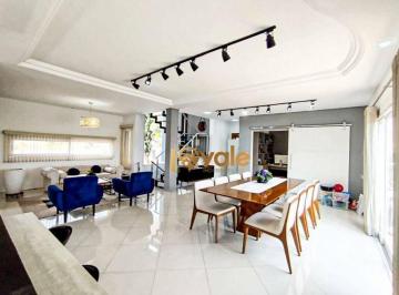 Casa · 301m² · 3 Quartos · 4 Vagas · Casa em Loteamento Villa Branca, Jacareí/SP de 301m² 3 quartos à venda por R$ 2.150.000,00