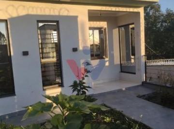 Casa · 180m² · 3 Quartos · 5 Vagas · Casa em Vila Santa Maria, Piraquara/PR de 180m² 3 quartos à venda por R$ 1.200.000,00