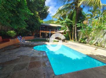 Casa · 339m² · 3 Quartos · 4 Vagas · Casa em Piratininga, Niterói/RJ de 339m² 3 quartos à venda por R$ 1.480.000,00