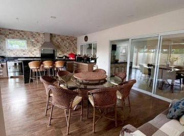 Casa · 245m² · 3 Quartos · 4 Vagas · Casa em Residencial Fazenda da Grama, Itupeva/SP de 245m² 3 quartos à venda por R$ 1.600.000,00