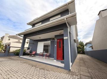 Casa · 241m² · 4 Quartos · 2 Vagas · Canto e Silva vende com Exclusividade