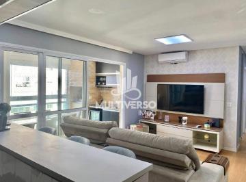 Sala · 02 dormitórios sendo 01 suíte, Ponta da praia 77m², localização excelente , sacada, R$787.000,00