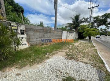 Terreno · 995m² · Terreno de 995m² em frente à Lagoa das Palmeiras
