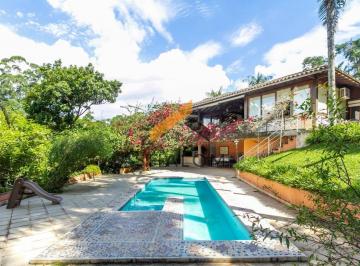 Casa · 600m² · 3 Quartos · 5 Vagas · Casa a venda em Condomínio Fechado Exclusivo com Lazer e Segurança 24h!