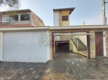 Casa · 125m² · 3 Quartos · 3 Vagas · TERRENO DE PLANO