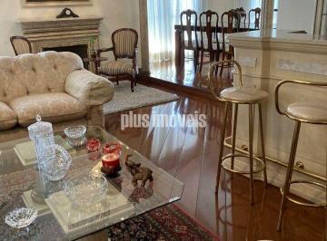 Apartamento · 205m² · 4 Quartos · 3 Vagas · Apartamento em Perdizes