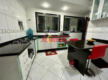 Casa · 200m² · 2 Quartos · 6 Vagas · CASA  TÉRREA