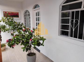 Casa · 200m² · 2 Quartos · 2 Vagas · Casa à venda - em Jaqueline