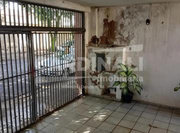 Casa · 167m² · 3 Quartos · 2 Vagas · Casa com excelente localização próximo supermercados , comércio, faculdades!