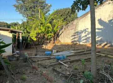 0 · terreno à venda em Jardim dos Oliveiras