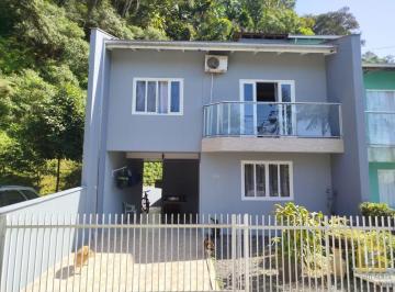 Casa · 131m² · 4 Quartos · 1 Vaga · SOBRADO COM 4 QUARTOS EM PIRABEIRABA, JOINVILLE-SC