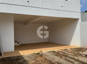 Casa · 114m² · 2 Quartos · 2 Vagas · Casa em Dos Ivo  -  Jarinu