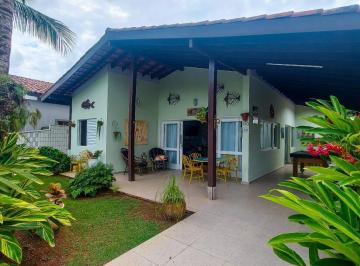 Casa · 280m² · 4 Quartos · 2 Vagas · Casa térrea à venda no Condomínio Albamar em Guarujá.